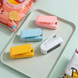 Heating Sealer Handheld Plastic Bag Sealing Clips Hand Press Preservation Bags Sealer 2-speed Adjustable for Camping Travel