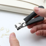 New Stainless Steel Nail Toenails Clippers Cutter With Anti-Splash Cover Sharp Trimmer Pedicure Care Professional Nail File