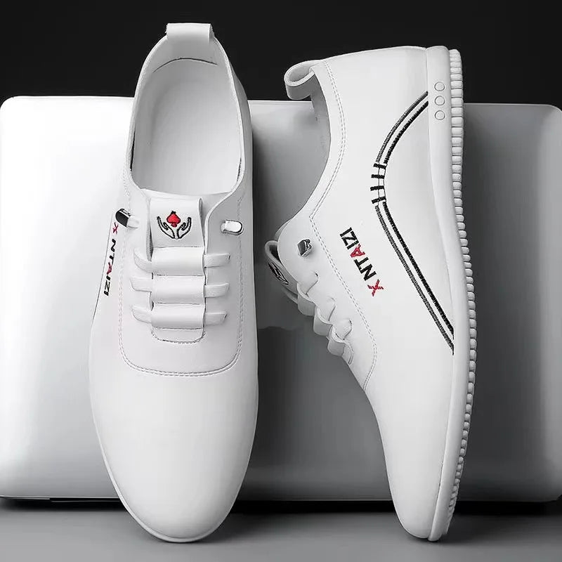 Retro Leather Shoes for Men Summer 2025 New Outdoor Lightweight Men's Loafers British Peas Shoes Men's Moccasins Tenis Masculino