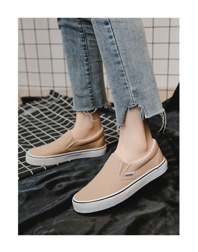 Canvas Shoes Women Couple Slip on Flat Comfortable Casual Shoes Fashion Platform Ladies Vulcanized Shoes Zapatillas Mujer 2025