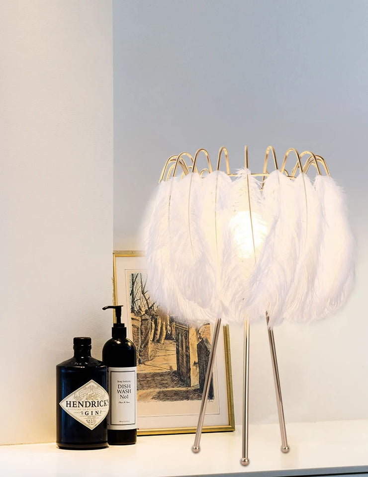Modern Floor lamp for Living room Studio Bedroom Girl room feather lamp tripod minimal Gold floor table lamp