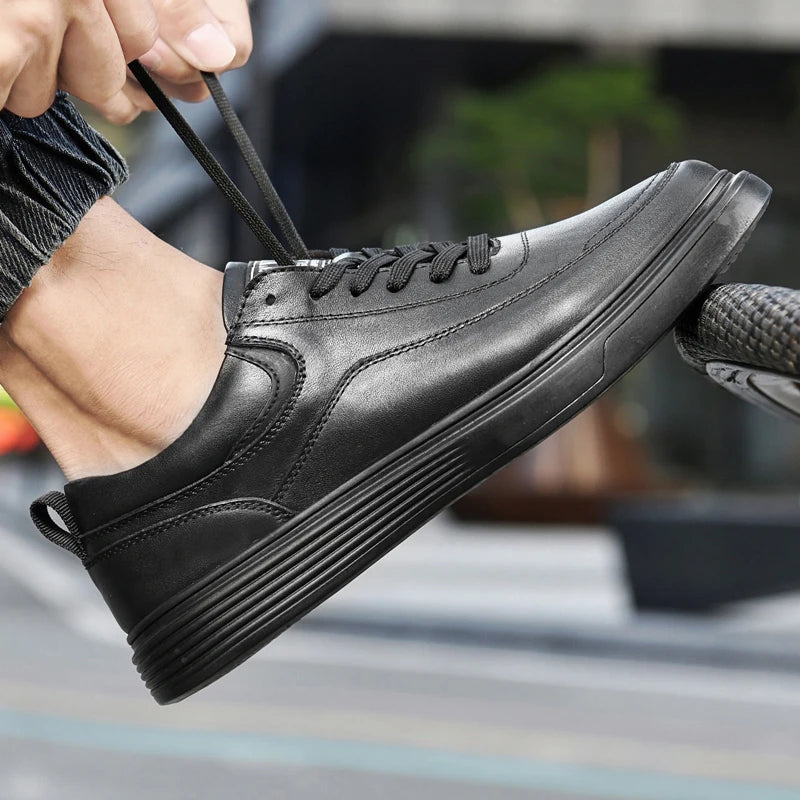 Genuine Leather Men Skateboard Shoes Youth Sneakers Designer Brand Vulcanize Footwear Fashion Male Casual Shoes New Trend Flats
