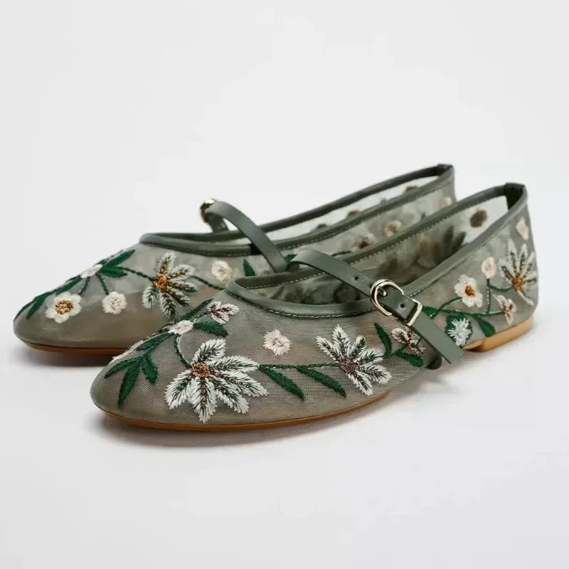 Summer Mesh Embroidered Flower Ballet Flats Women Light Breathable Mary Jane Shoes Luxury Designer Flats Comfortable Casual Shoe