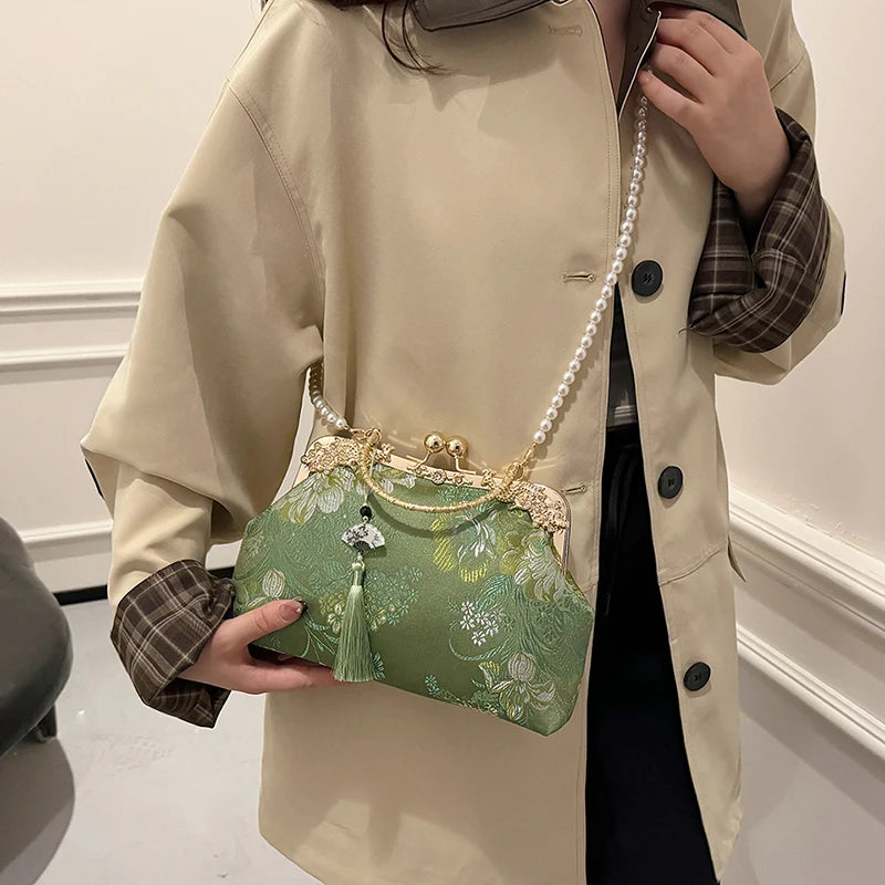Chinese Style Embroidered Snap-button Shoulder Bags Cheongsam Traditional Exquisite Women's Handbag Red Bridal Pearl Wedding Bag