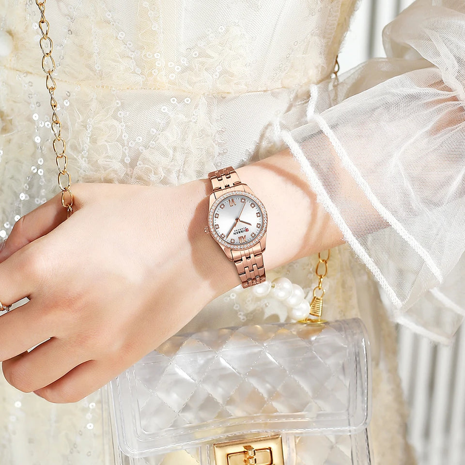 New stock! ! Women Bracelet Watches Steel belt Love Steel belt Rhinestone Quartz Wrist Watch Luxury Fashion Watch for women