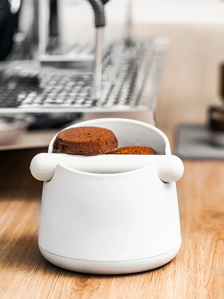 White Coffee Knock Box with Rubber Knock Bar 800ML Black Espresso Grounds Container Anti Slip Coffee Grind Waste Dump Bin
