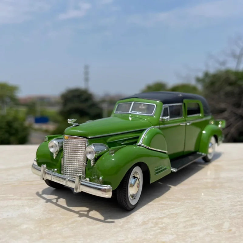Diecast 1:32 Scale Cadi Alloy Simulation Vintage Classic Nostalgic Car Model Boy Souvenir Toy