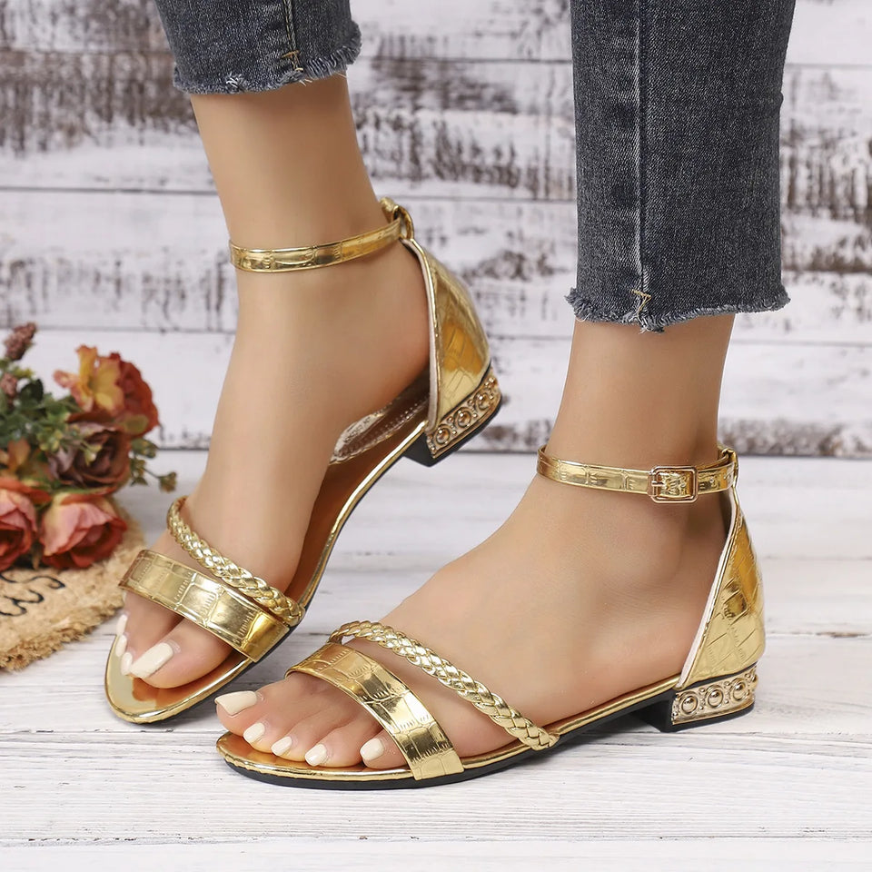 Summer plus size coarse heel sandals 2026 European and American fashion solid color flat bottomed low heel coarse heel sandals