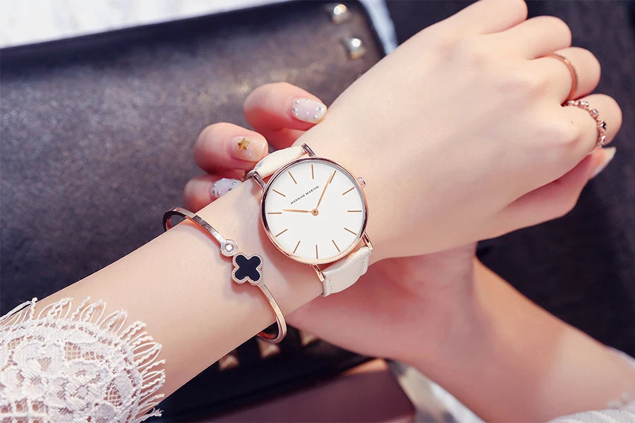 1 Set Women Leather Watches Minimalist Style 6.9mm Ultra Thin Dial Black Gift Box Adjuster Spare Strap Women's Dress Wristwatch