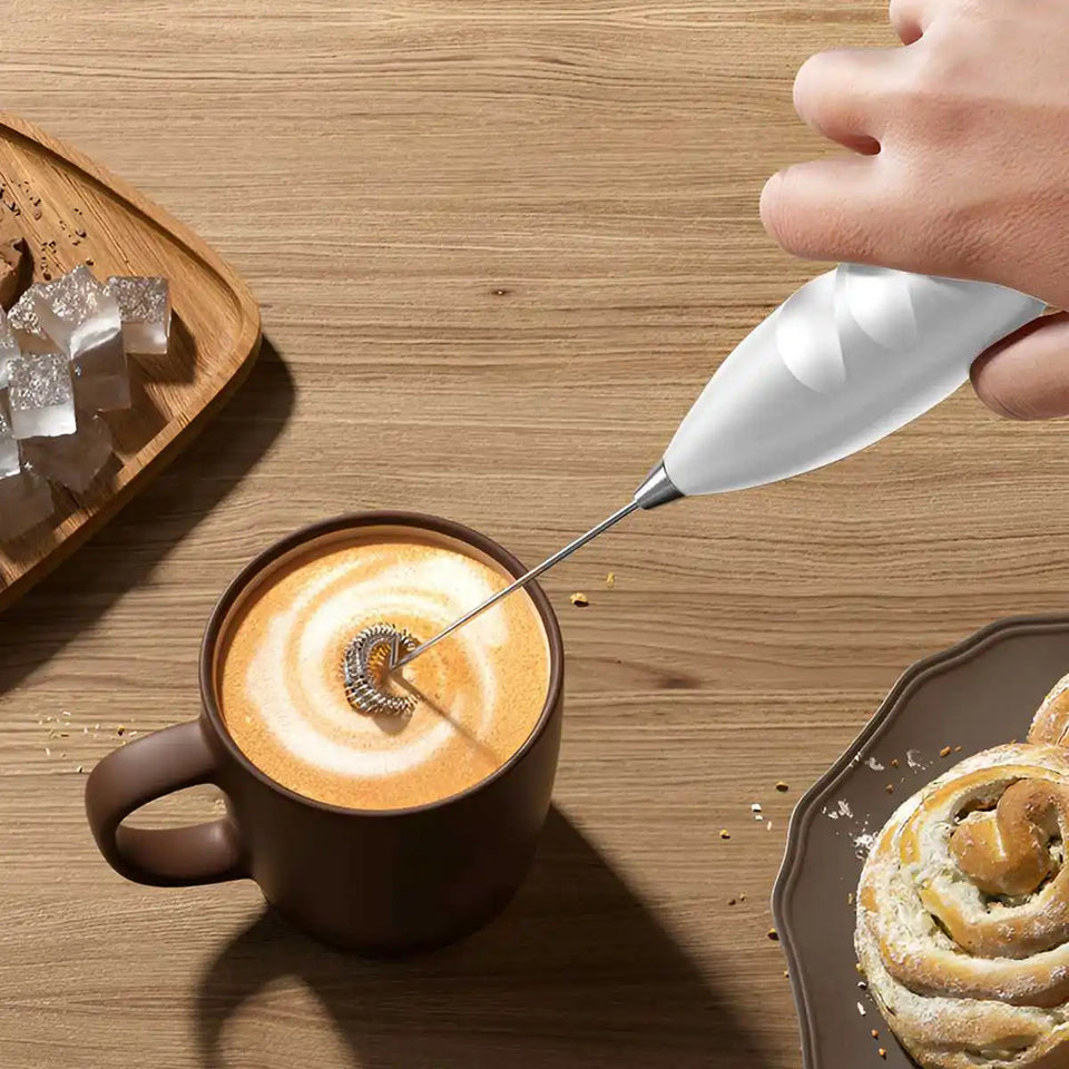 Coffee Electric Milk Frother Electric Whisk Cordless Electric Beverage Mixer Suitable for Coffee Matcha Kitchen Accessories