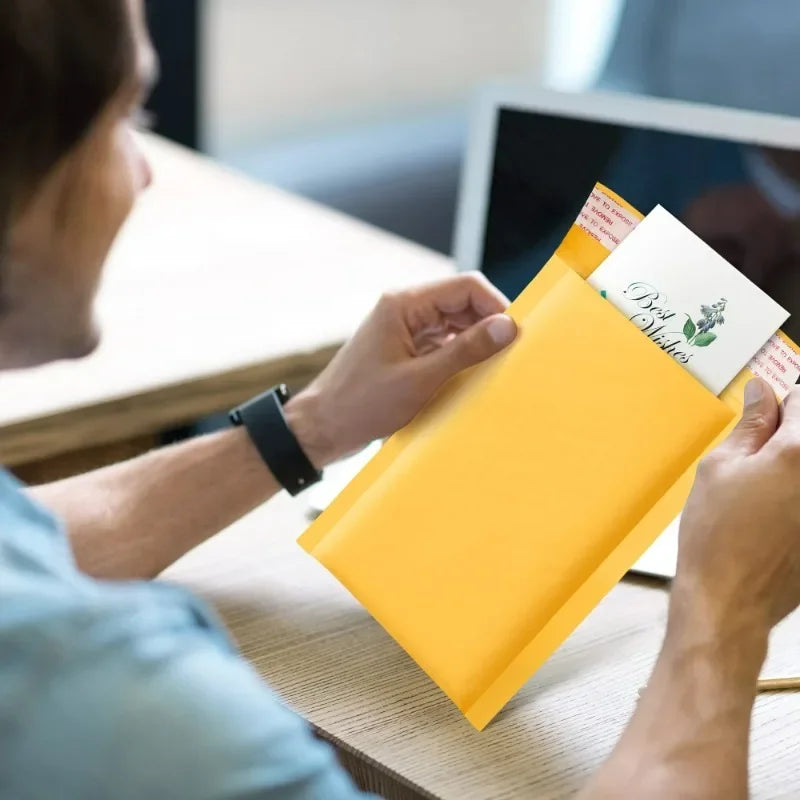 Self-Seal Packaging Bags Kraft Paper Bubble Envelopes Bag Waterproof Mailers Bag Shipping Envelope Pouch Gift Storage Organizer