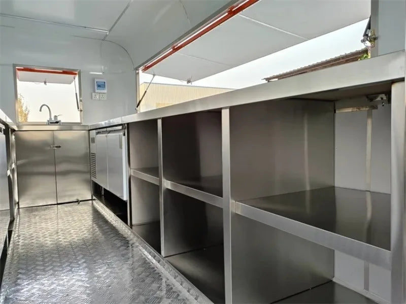 Customized Multi-functional Electric Food Truck Ice Cream, Bubble Tea, Burger BBQ Mobile Kitchen Cart Food Truck For Sale Europe