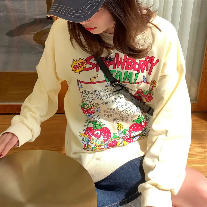 Harajuku Retro Top Strawberry Print Sweatshirt  Women Loose Streetwear Sweatshirts American  Oversized Pullovers