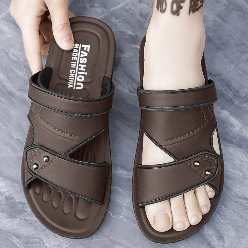 Summer Men's Sandals Leisure Beach Shoes Male Holiday Slippers Outdoor Retro Comfortable Casual Sandals leather Men Slippers