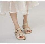 Women's summer new thick-soled sandals with a comfortable feel, non-tiring for the feet, soft-soled, fashionable, non-slip beach