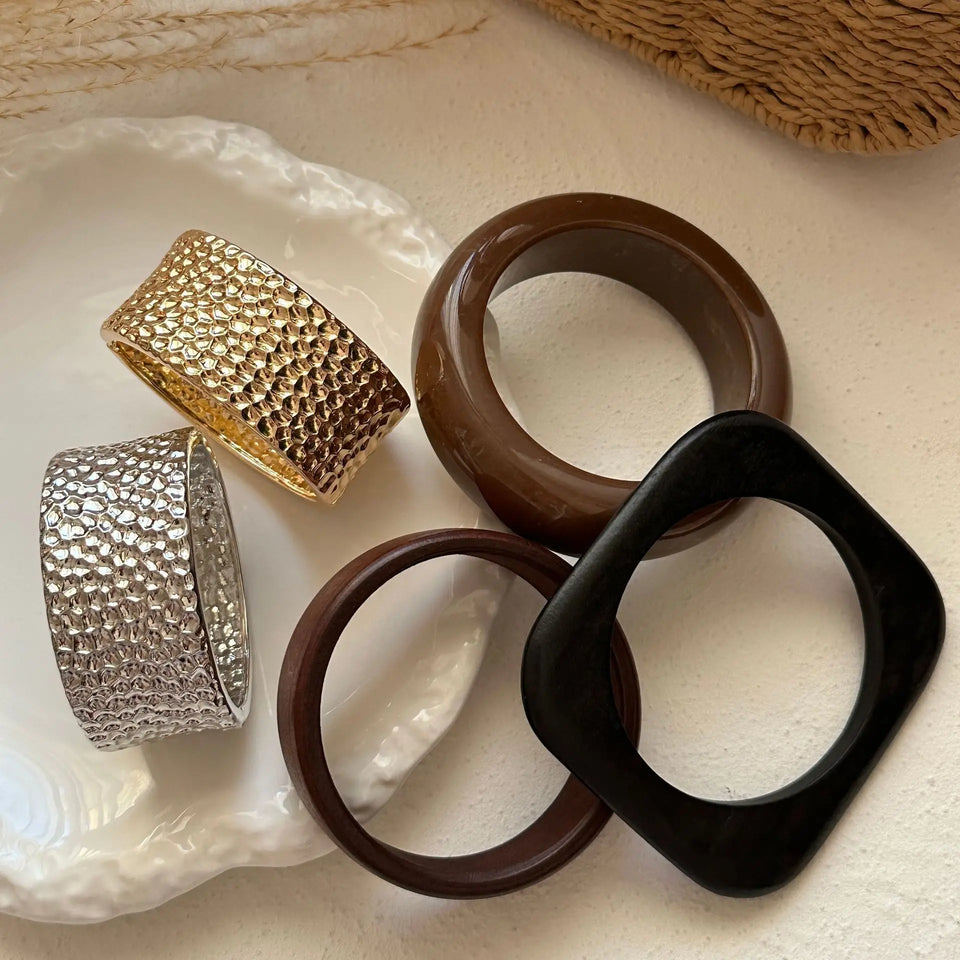KMVEXO Fashion Maillard Vintage Punk Coffee Black Wood Bangles Hip Hop Resin Geometric Wide Bangles Women Men Bracelet Jewelry