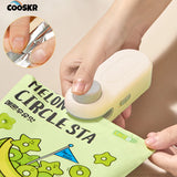 Mini Heat Sealer Food Package Bag Sealing Machine Handheld Portable Seal Food Storage Plastic Vacuum Bag Clip Bag Heat Sealer
