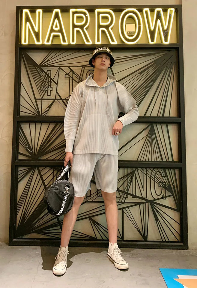 Miyake Pleated Men's Sweatshirt Hoodie Classic Pleated 2025 Summer New Tops Loose Casual Simple Drawstring Pullover Hoodie Male