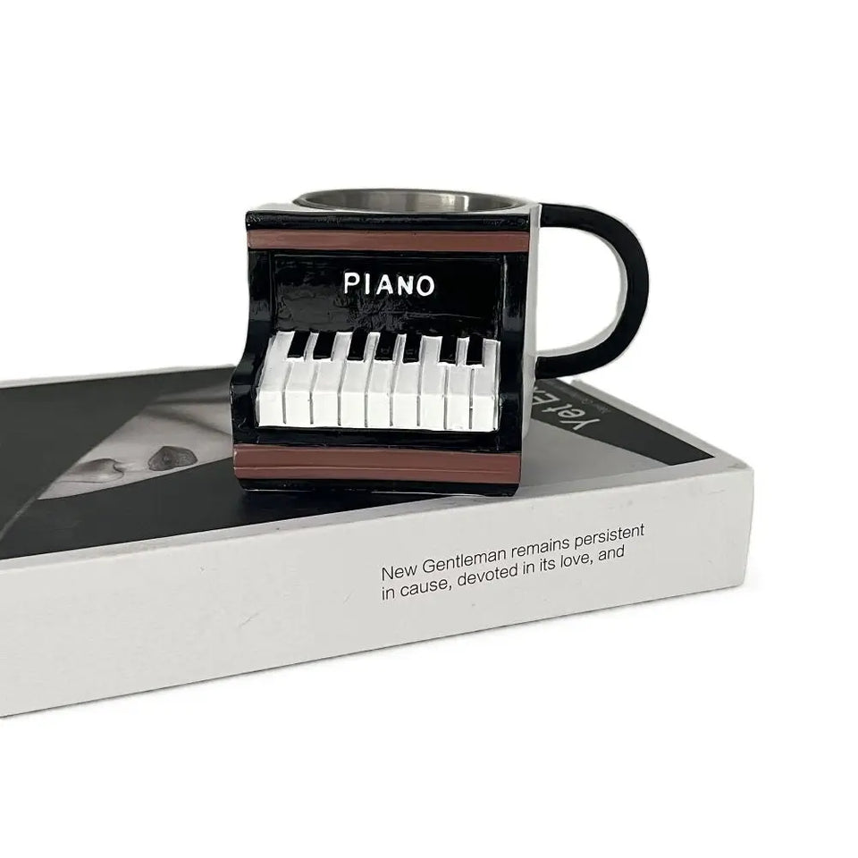 Resin Musical Instrument Coffee Mug Guitar Pattern Handcrafted Coffee Cup Durable Guitar Shaped Coffee Cup for Home Kitchen