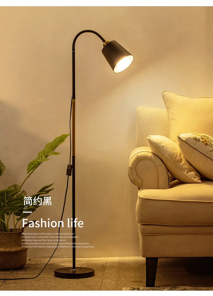 Floor Lamp Simple Floor Lamp Floor Light Wrought Iron LED Standing Lamp Adjustable Lamp Head Standing Reading Light for Living R