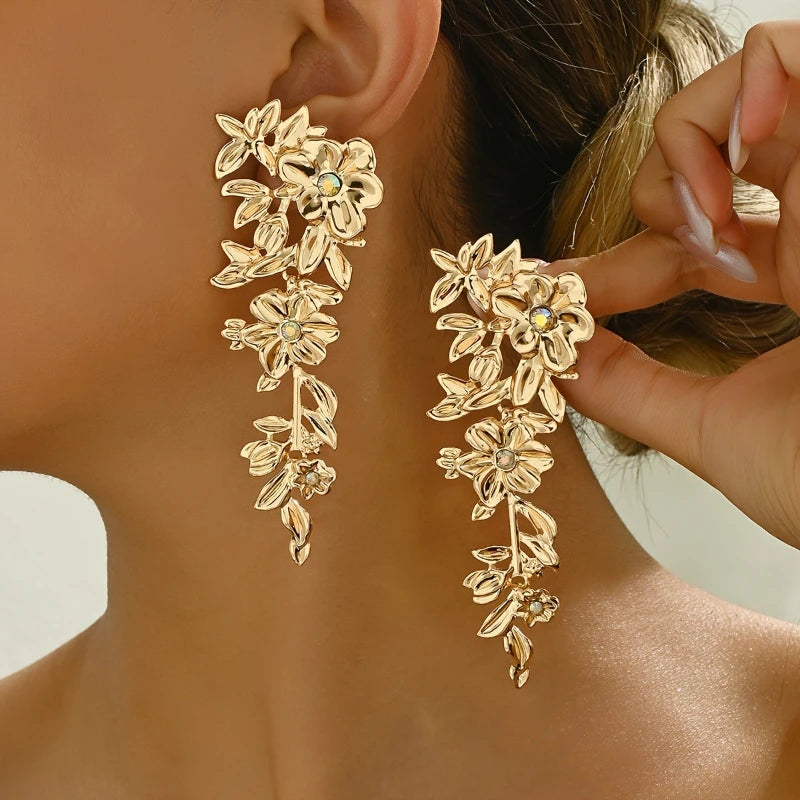 New Personalized Punk Style Flowers Long Drop Earrings Ladies Fashion Trend Holiday Party Accessories Jewelry Gifts