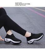 Women Sneakers Fashion Black Sports Casual Shoes Breathable Mesh Lightweight Air Cushion Non-Slip Running Shoe Zapatillas