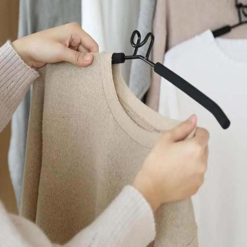 New Hanging Closet Organizer With Hooks, Space Saving Wardrobe Hanger For Coats Shirts Dresses Jackets Clothes Storage
