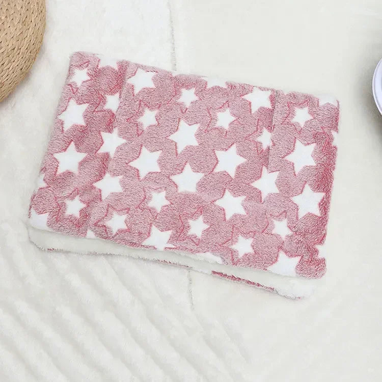 Four Seasons Universal Cat Litter Pet Mat Soft Cat and Dog Sleeping Mat Blanket Thickened Pet Mat Dog Kennel Non-slip Cushion