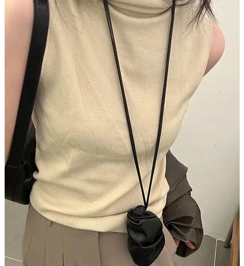 2025 Early Spring  Ins Soft Waxy MiniSheepskin Gentle Advanced Feeling Wrinkled Cloud Neck Croissant Horn Change Bag
