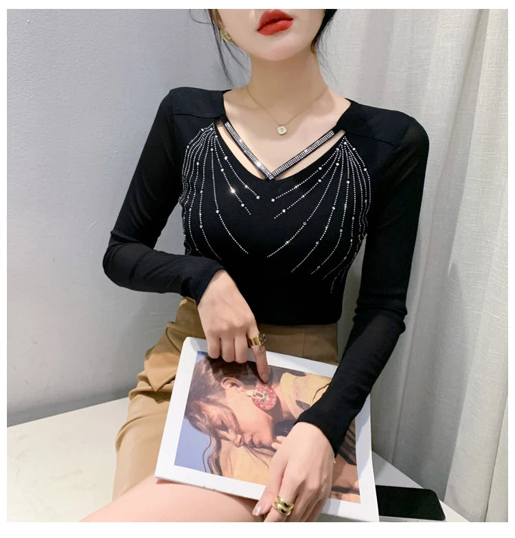 Autumn New Women Mesh Tops Fashion Hollow Out V-Neck Long-Sleeved T-Shirt Classic Shiny Diamonds Bottoming Shirt Elasticity Tees