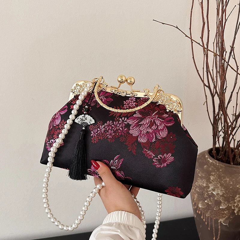 Chinese Style Embroidered Snap-button Shoulder Bags Cheongsam Traditional Exquisite Women's Handbag Red Bridal Pearl Wedding Bag
