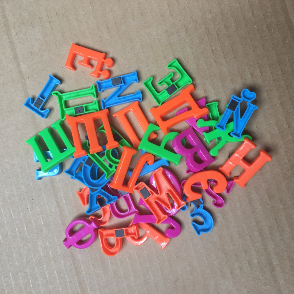 Colorful and Odorless Magnetic Letters in 4cm Uppercase Russian Alphabet for Infant Early Education