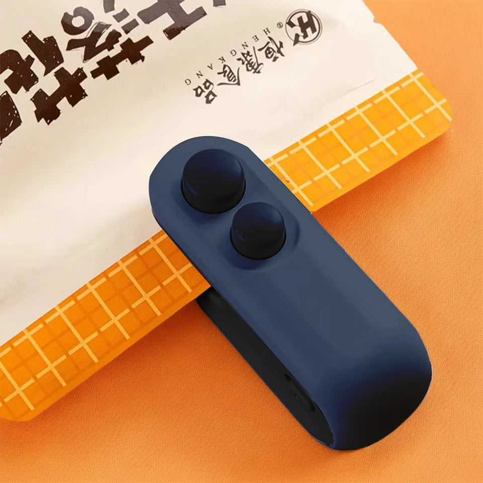 2 In 1 Sealer Cutter Mini Bag Sealer Handheld Heat Vacuum Sealer Portable Resealer Machine for Food Storage Snacks Freshness