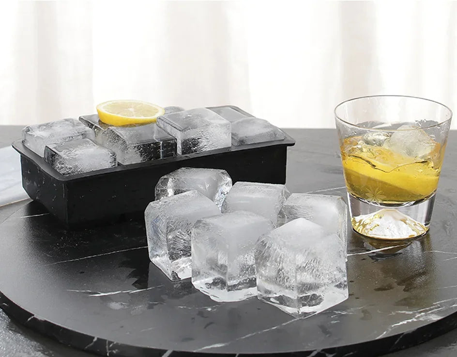 Ice Cube Tray Silicone Ice Ball Freezer Mold Square Ice Cube Maker with Lid 4/6/8 Grids for Whiskey Cocktail Coffee Accessories