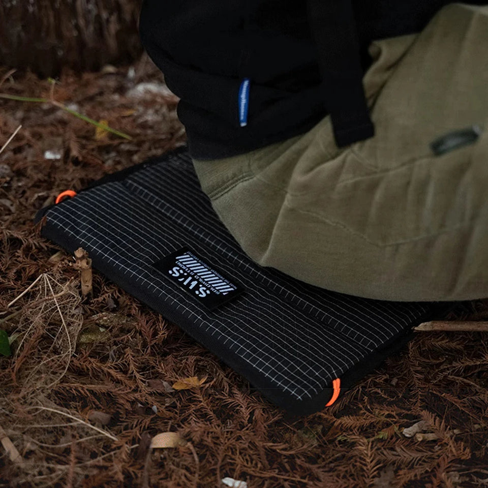 Outdoor Picnic Sitting Mat Waterproof Portable Camping Pad Anti-Slip Beach Foldable Seat Cushion for Travel Hiking