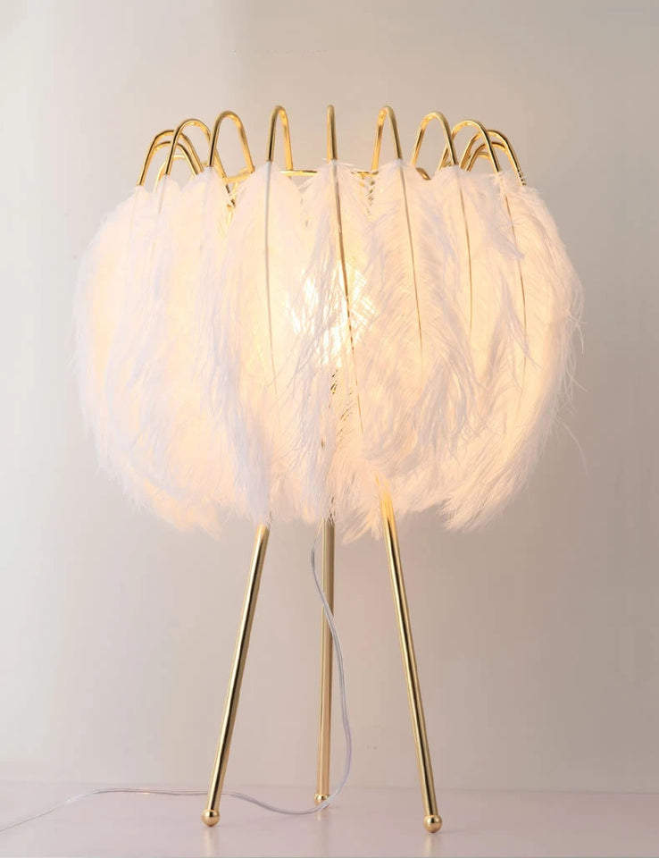 Modern Floor lamp for Living room Studio Bedroom Girl room feather lamp tripod minimal Gold floor table lamp