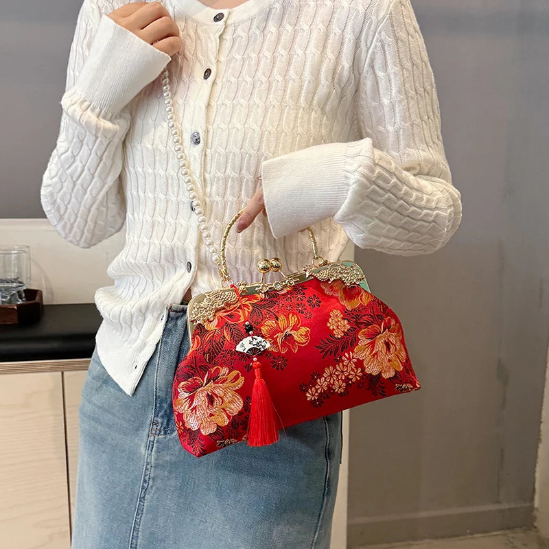 Chinese Style Embroidered Snap-button Shoulder Bags Cheongsam Traditional Exquisite Women's Handbag Red Bridal Pearl Wedding Bag