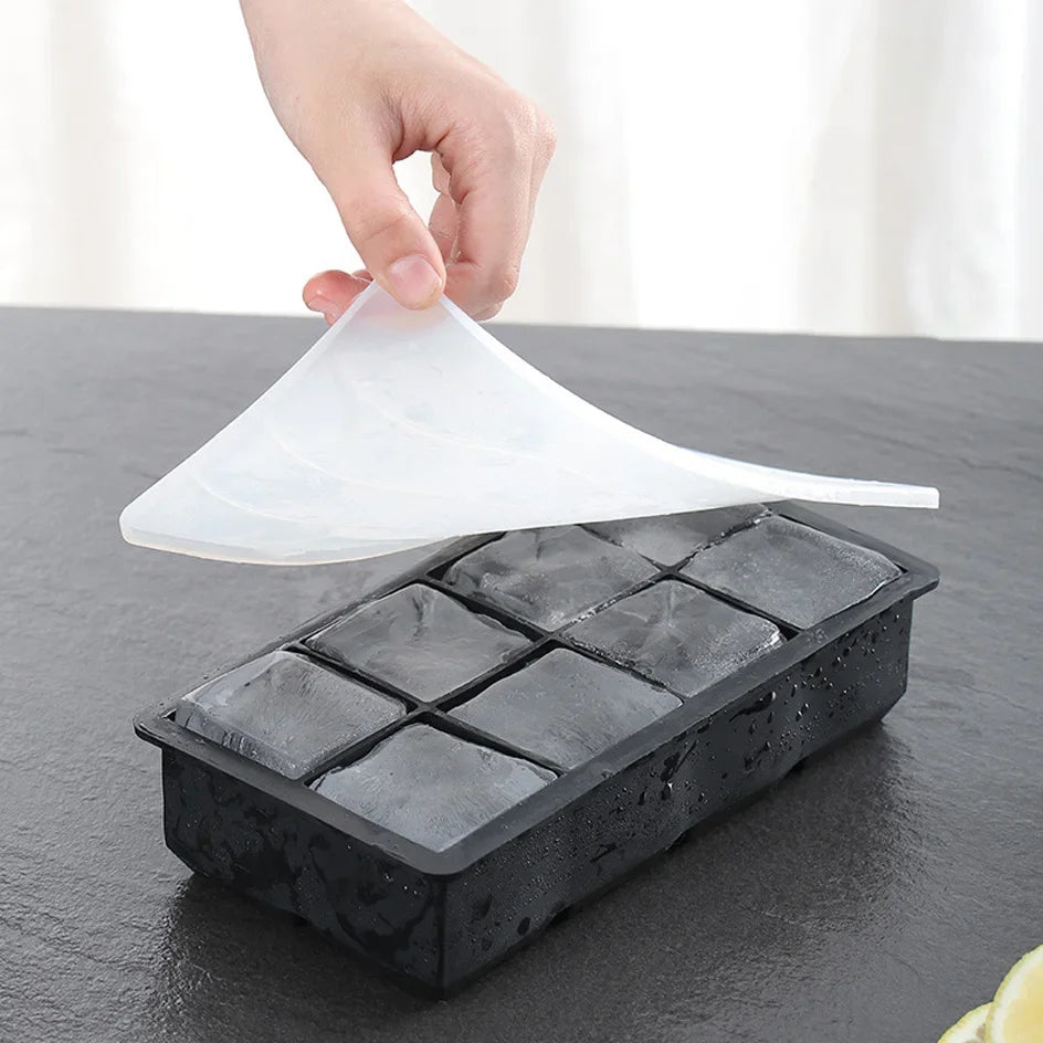 Ice Cube Tray Silicone Ice Ball Freezer Mold Square Ice Cube Maker with Lid 4/6/8 Grids for Whiskey Cocktail Coffee Accessories