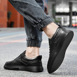 Genuine Leather Men Skateboard Shoes Youth Sneakers Designer Brand Vulcanize Footwear Fashion Male Casual Shoes New Trend Flats