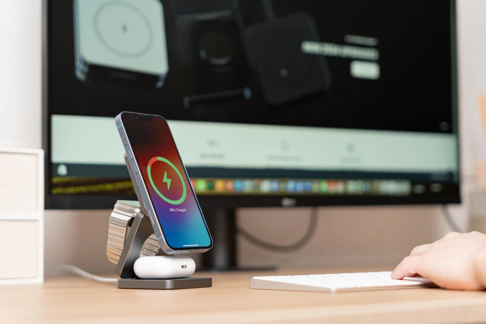 3 In 1 Foldable Magnetic Wireless Charger Stand For iPhone 16 15 14 13 Pro/Max/Plus AirPods 3/2 Station Dock Fast Charger Holder