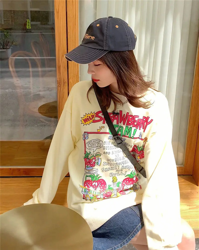 Harajuku Retro Top Strawberry Print Sweatshirt  Women Loose Streetwear Sweatshirts American  Oversized Pullovers