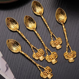 Creative Retro Hotel Family Dessert Coffee Spoon Ice Cream Tools Creative Royal Style Flatware Metal Spoon Kitchen Accessories