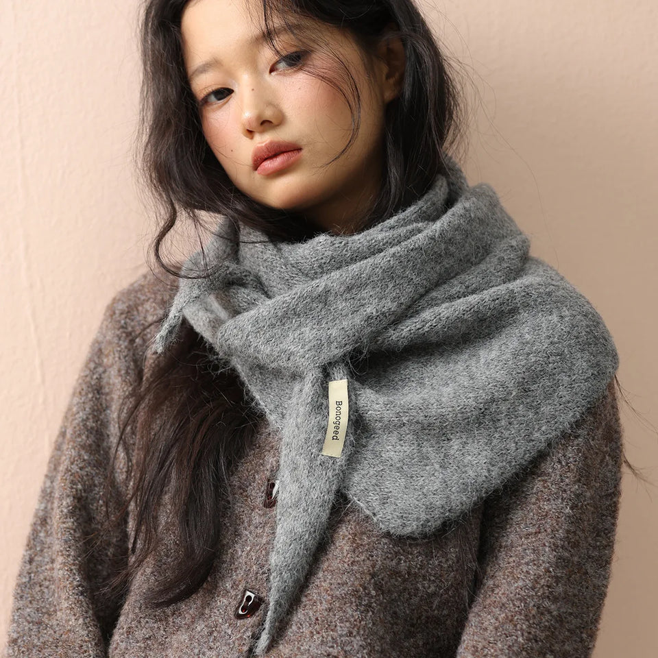 Korean Knitted Wool Triangle Scarf Solid Knitted Shawl Autumn Winter Scarf Women Neck Protection Neckerchief Triangle Scarf