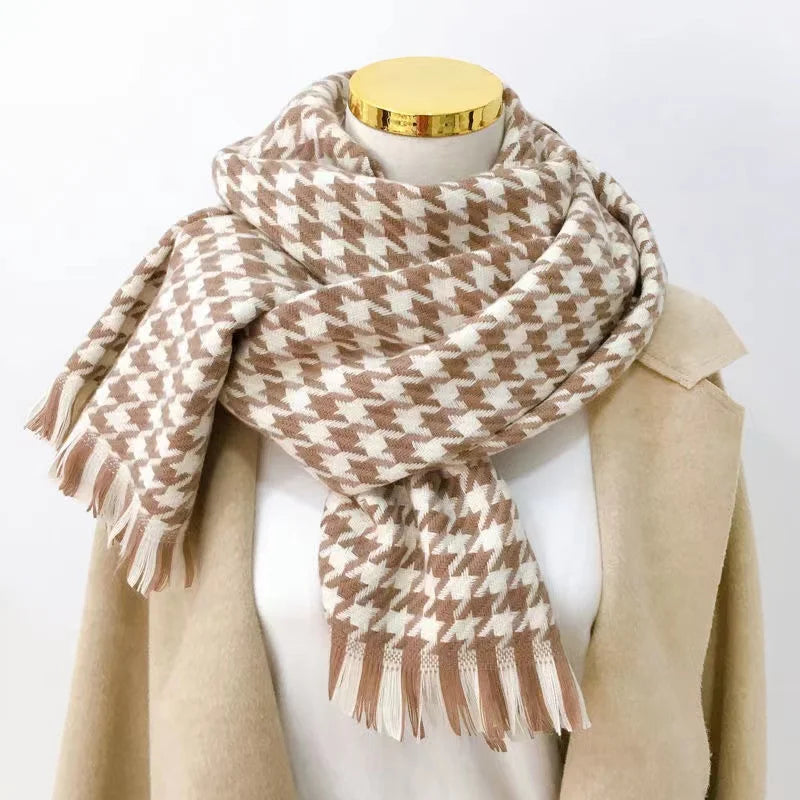 Winter Fashion Black White Plaid Scarf for Women Men Classic Warm Chunky Soft Cashmere Feel Scarves Match Overcoat Knitted Shawl