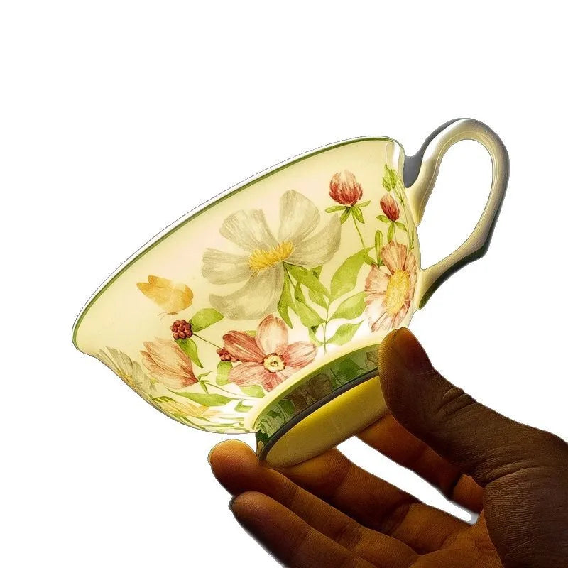 Coffee Cup Set Elegant Ceramic British Black Tea Cup Saucer Exquisite Afternoon Tea Household Tableware Complete Drinkware Set